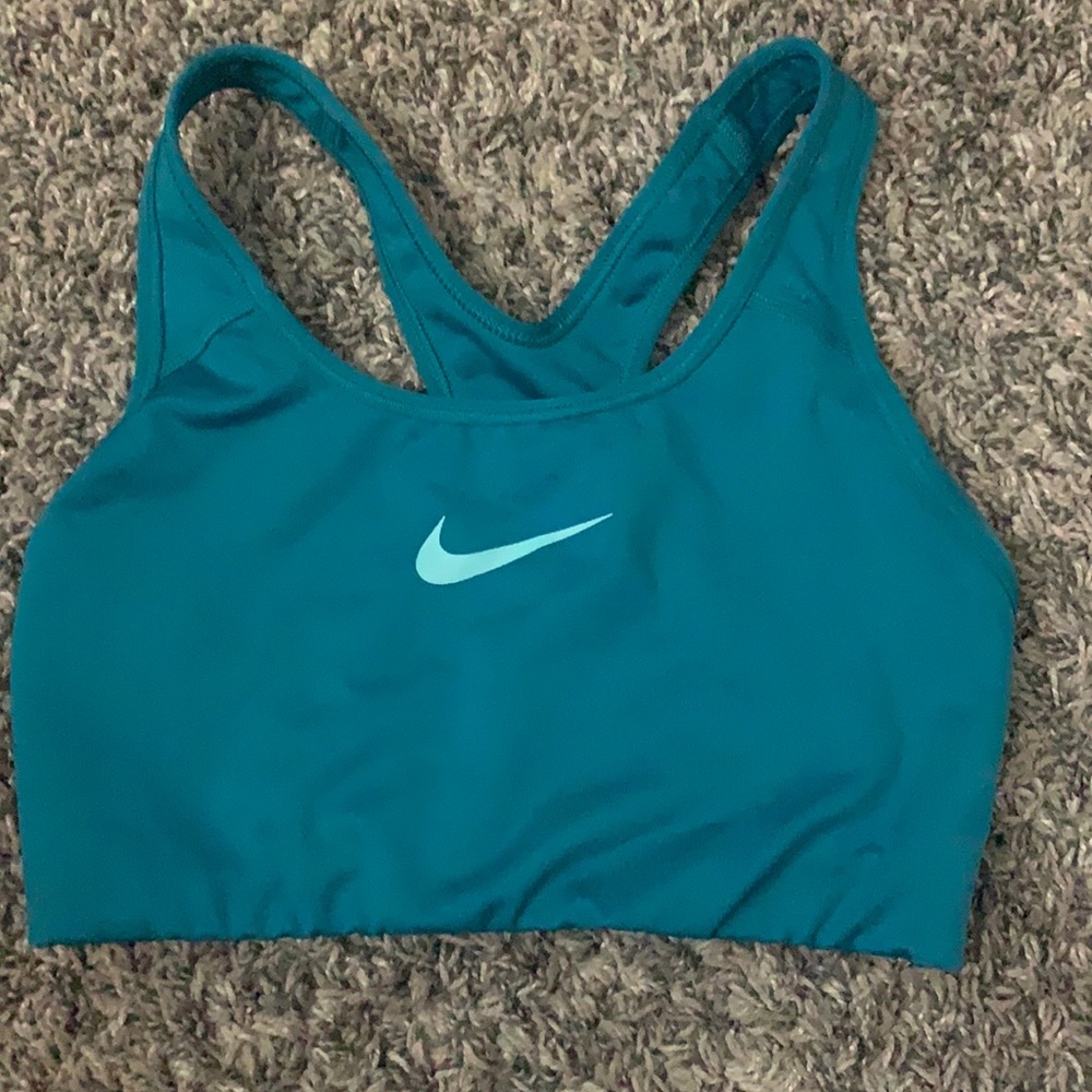 Women’s Nike Sportsbra